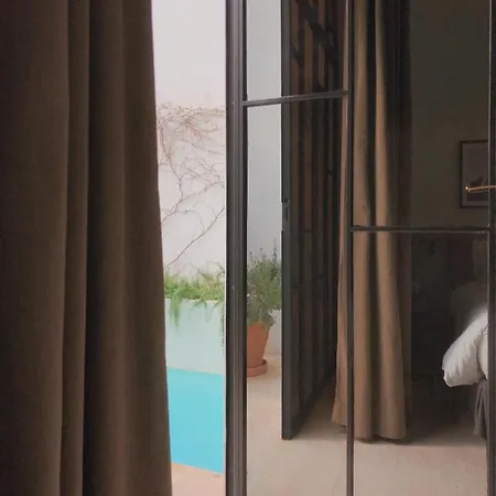 Araya ホテル シウタデリャ