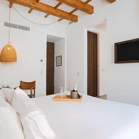 ホテル Araya シウタデリャ